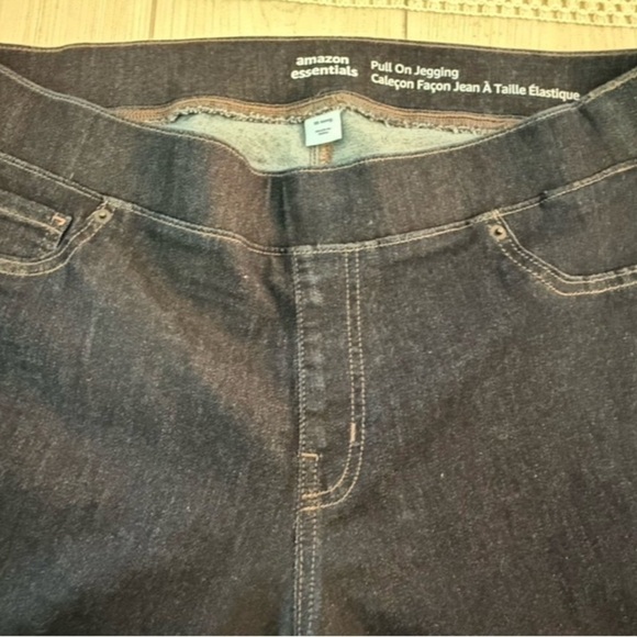 Amazon Essentials Pull-On Jeggings - Size 16 Long - Picture 5 of 5